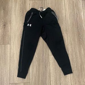 Kids Under Armour joggers. Sz SM/7 EUC